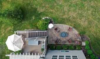 609 Burgess Cir, Aurora, OH 44202