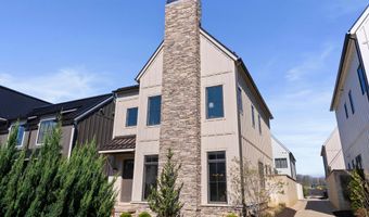 2899 Katmai Dr A, Columbus, OH 43228