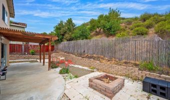 29819 Platanus Dr, Escondido, CA 92026