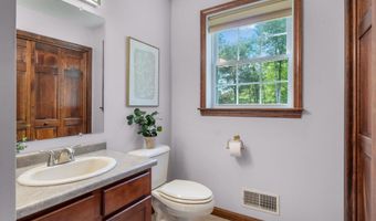 7 Westminster Ln, Auburn, NH 03032