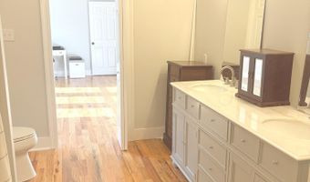 12419 Veterans Memorial Dr, Abbeville, LA 70510