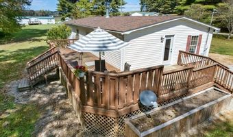 203 Edgewood St, Ballard, WV 24918