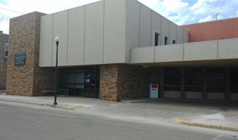 13 SE 2nd Ave, Aberdeen, SD 57401