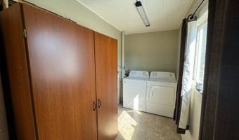 806 7th Ave, Britton, SD 57430