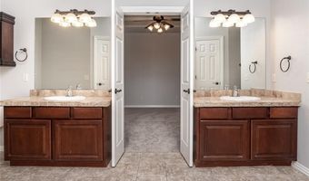 2204 SW 19th St, Bentonville, AR 72713