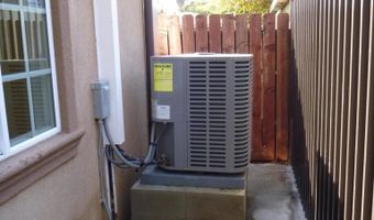 770 W Altadena Dr, Altadena, CA 91001