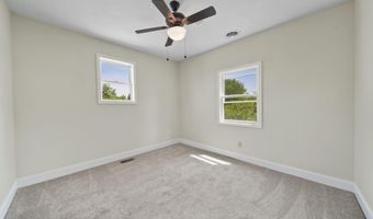 916 Oak St, Adrian, MI 49221