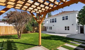 10437 Helendale Ave, Los Angeles, CA 91042