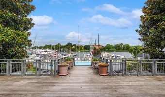301 BURNSIDE St C 202, Annapolis, MD 21403