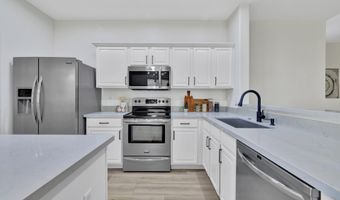 41326 N HUDSON Trl, Anthem, AZ 85086