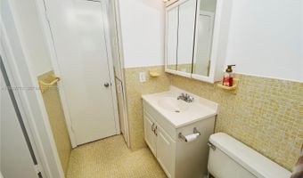 2861 Leonard Dr F412, Aventura, FL 33160