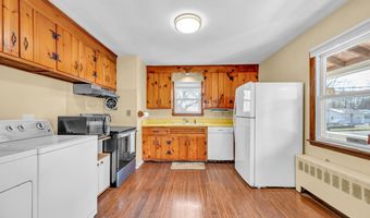 64 Golden Hill Rd, Danbury, CT 06811