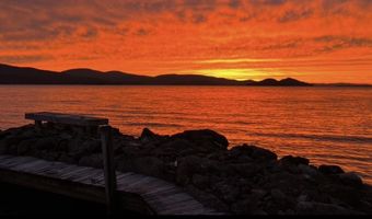 120 Big Barndoor Is, Alton, NH 03810