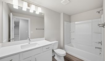 2308 Chan Dr, Adel, IA 50003