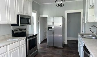 106 Broadway St, Ashford, AL 36312