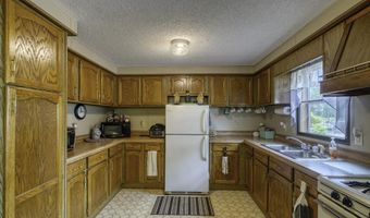 260 Lane 103 Crooked Lk, Angola, IN 46703