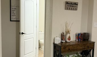 11024 BOWIE Rd SW, Albuquerque, NM 87121