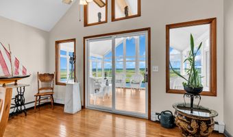 259 Cypress Dr, Bayville, NJ 08721