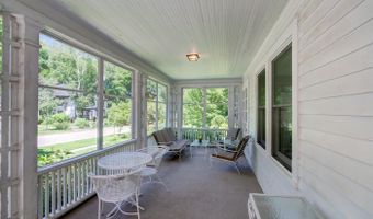 2011 Jefferson St, Madison, WI 53711