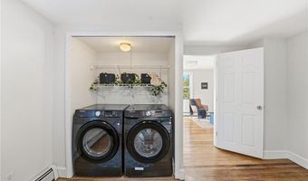 207 Mendon Rd, Cumberland, RI 02864