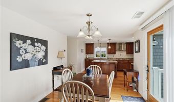 336 Dover Ave, East Providence, RI 02914