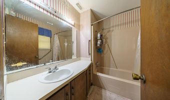 3360 Timberland Dr, Batesville, AR 72501