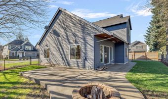 180 SE 15TH Pl, Canby, OR 97013