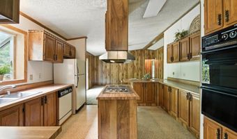 228 County Road 135, Athens, TN 37303