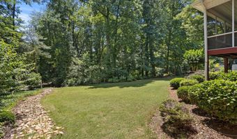 510 Chippendale Ln, Boiling Springs, SC 29316