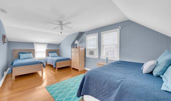 110 Trenton Ave, Point Pleasant Beach, NJ 08742