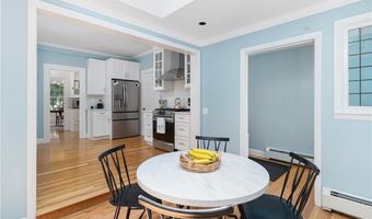 291 Spencer Ave, Warwick, RI 02818