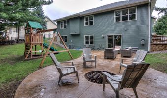 312 Brookshire Ct, Altoona, WI 54720