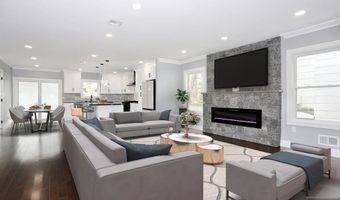 46 Phelps Ave, Bergenfield, NJ 07621