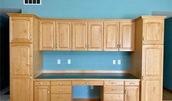 2733 Campus Ln, Albert Lea, MN 56007