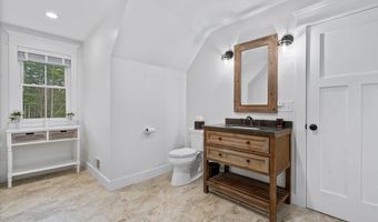 6 Pigeon Hill Rd, Brookline, NH 03033
