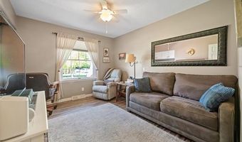 16 Lakeridge Dr, Adrian, MI 49221
