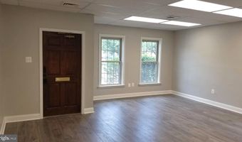 7361 MCWHORTER Pl 310, Annandale, VA 22003