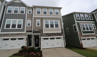 2722 Hunter Woods Dr, Apex, NC 27502