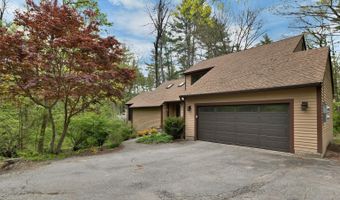 16 Old Manchester Rd, Amherst, NH 03031