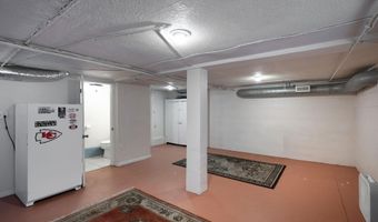 905 N 2nd St, Arkansas City, KS 67005