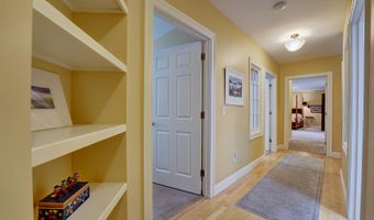 100 Shepards Cove Rd H301, Kittery, ME 03904