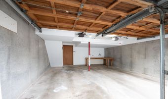 60 Padanaram Rd G53, Danbury, CT 06811