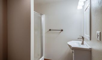 2011 PARK Ave, Cheyenne, WY 82007