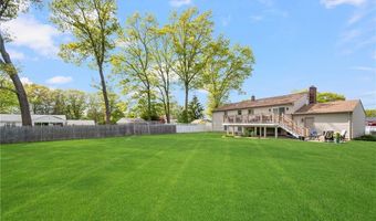 7 Robins Way, North Providence, RI 02904