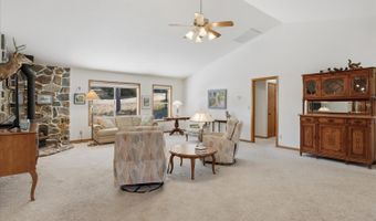45241 Dillon Dr, Ahwahnee, CA 93601