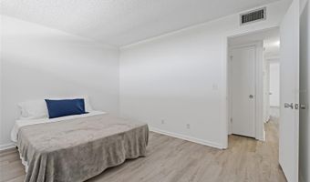 2621 COVE CAY Dr 407, Clearwater, FL 33760
