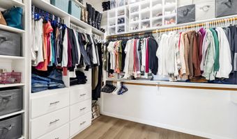 2933 W Owens Way, Anthem, AZ 85086