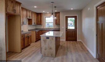 620 Pondhurst Dr, Amery, WI 54001