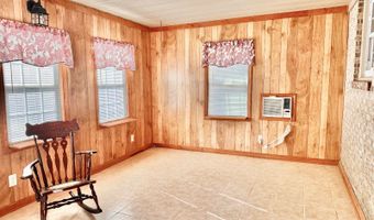 66 Meadow Ln, Barnwell, SC 29812