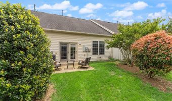 44360 OAKMONT MANOR Sq, Ashburn, VA 20147